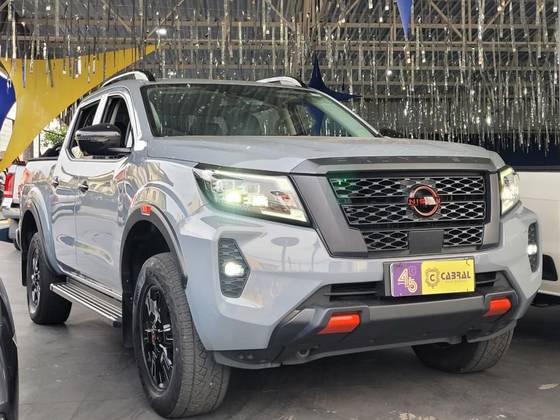 NISSAN FRONTIER 2.3 16V TURBO DIESEL PRO4X CD 4X4 AUTOMÁTICO