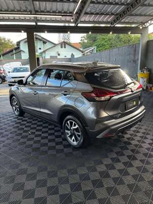 NISSAN-KICKS-2024