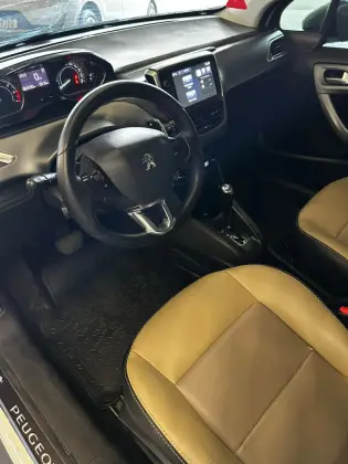 PEUGEOT 208 1.6 GRIFFE 16V FLEX 4P AUTOMÁTICO