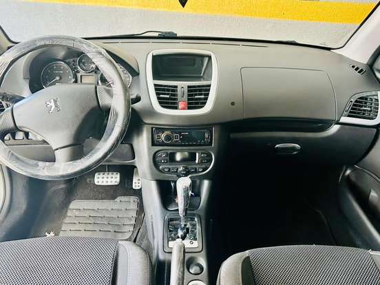 PEUGEOT-207-1.6 XS 16V FLEX 4P AUTOMÁTICO PEUGEOT-207-2010