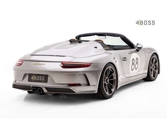 PORSCHE-911-2019