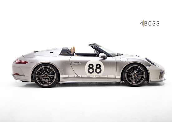 PORSCHE-911-2019