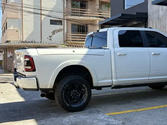 RAM-2500-6.7 I6 TURBO DIESEL NIGHT EDITION CD 4X4 AUTOMÁTICO RAM-2500-2022