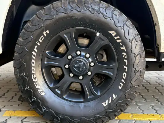 RAM-2500-6.7 I6 TURBO DIESEL NIGHT EDITION CD 4X4 AUTOMÁTICO RAM-2500-2022