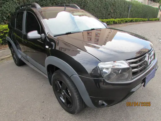 RENAULT DUSTER 2.0 DYNAMIQUE 4X2 16V FLEX 4P AUTOMÁTICO