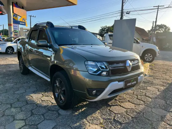 RENAULT DUSTER OROCH 2.0 16V FLEX DYNAMIQUE 4P MANUAL RENAULT DUSTER OROCH 2.0 16V FLEX DYNAMIQUE 4P MANUAL