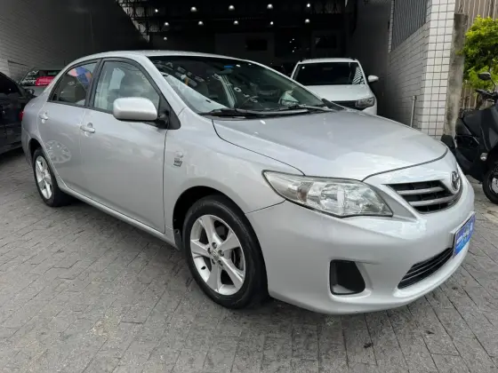 TOYOTA COROLLA 1.8 GLI 16V FLEX 4P AUTOMÁTICO