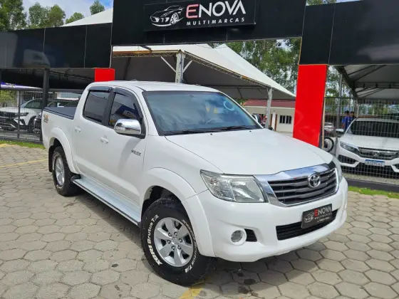 TOYOTA HILUX 2.7 SRV 4X4 CD 16V FLEX 4P AUTOMÁTICO