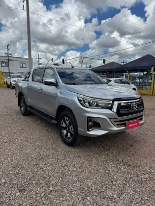 TOYOTA HILUX 2.8 SRX 4X4 CD 16V DIESEL 4P AUTOMÁTICO