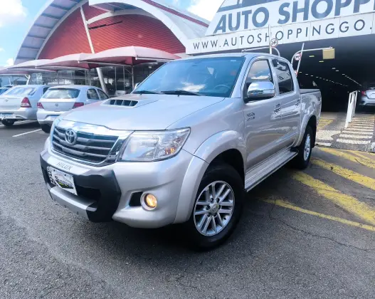 TOYOTA HILUX 3.0 SRV 4X4 CD 16V TURBO INTERCOOLER DIESEL 4P AUTOMÁTICO TOYOTA HILUX 3.0 SRV 4X4 CD 16V TURBO INTERCOOLER DIESEL 4P AUTOMÁTICO
