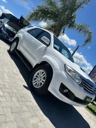 TOYOTA HILUX SW4 3.0 SRV 4X4 16V TURBO INTERCOOLER DIESEL 4P AUTOMÁTICO