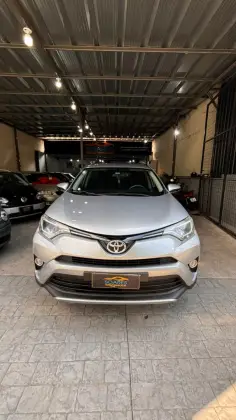 TOYOTA RAV4 2.0 TOP 4X2 16V GASOLINA 4P AUTOMÁTICO
