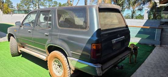 TOYOTA-HILUX SW4-1993
