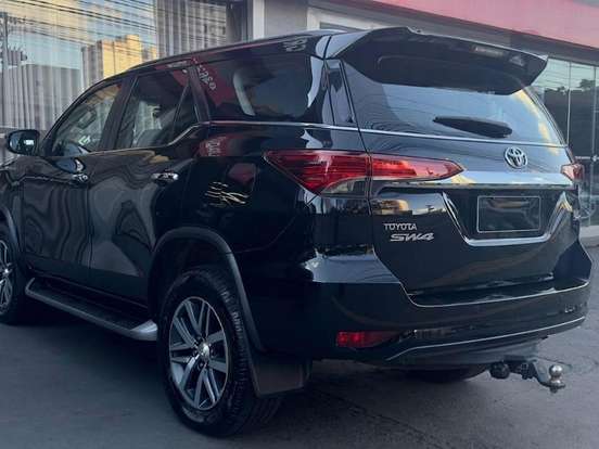 TOYOTA-HILUX SW4-2.8 SRX 4X4 16V TURBO INTERCOOLER DIESEL 4P AUTOMÁTICO TOYOTA-HILUX SW4-2018