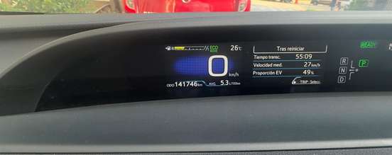 TOYOTA-PRIUS-2018
