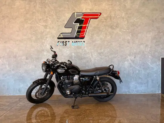 TRIUMPH BONNEVILLE T100 BLACK 900 