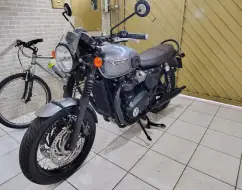 TRIUMPH BONNEVILLE T120 BLACK 1200 TRIUMPH BONNEVILLE T120 BLACK 1200