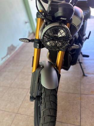 TRIUMPH SCRAMBLER 400 X 
