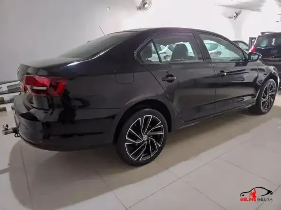 VOLKSWAGEN-JETTA-1.4 16V TSI TRENDLINE GASOLINA 4P MANUAL VOLKSWAGEN-JETTA-2016