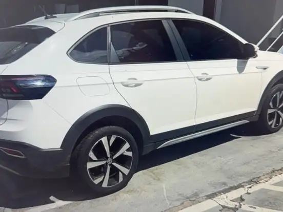 VOLKSWAGEN-NIVUS-1.0 200 TSI TOTAL FLEX HIGHLINE AUTOMÁTICO VOLKSWAGEN-NIVUS-2022