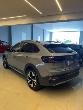 VOLKSWAGEN NIVUS 1.0 200 TSI TOTAL FLEX HIGHLINE AUTOMÁTICO