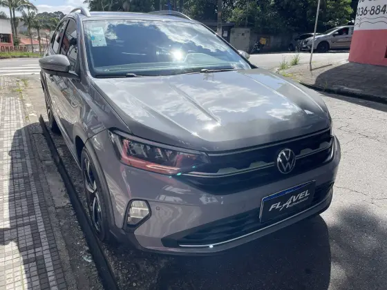 VOLKSWAGEN NIVUS 1.0 200 TSI TOTAL FLEX HIGHLINE AUTOMÁTICO