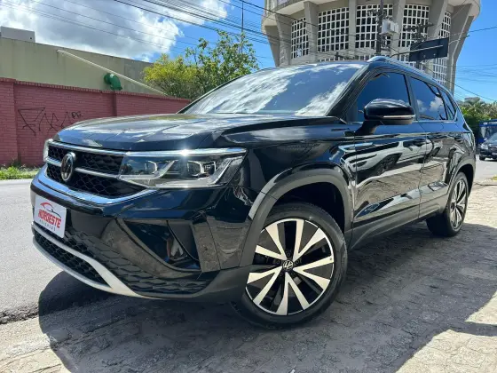 VOLKSWAGEN TAOS 1.4 250 TSI TOTAL FLEX HIGHLINE AUTOMÁTICO