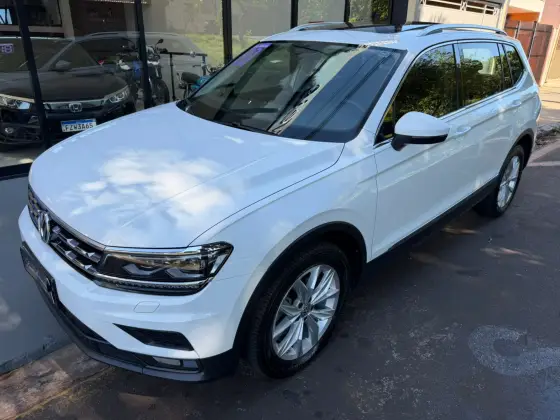 VOLKSWAGEN TIGUAN 1.4 250 TSI TOTAL FLEX ALLSPACE COMFORTLINE TIPTRONIC VOLKSWAGEN TIGUAN 1.4 250 TSI TOTAL FLEX ALLSPACE COMFORTLINE TIPTRONIC
