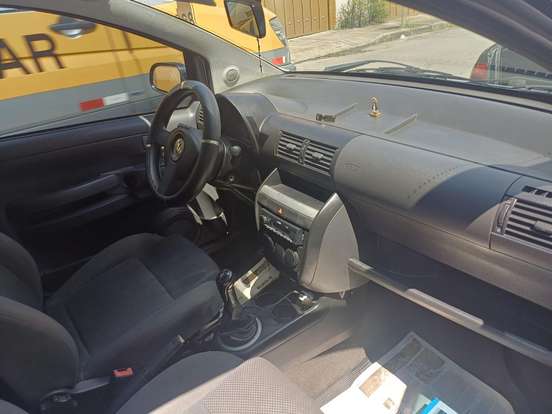VOLKSWAGEN-FOX-2009