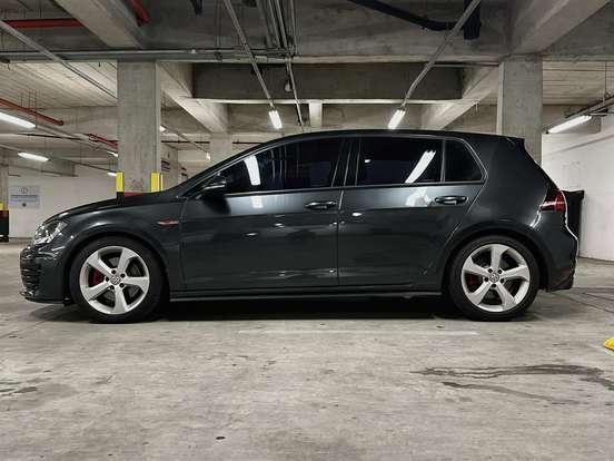 VOLKSWAGEN-GOLF-2.0 TSI GTI 16V TURBO GASOLINA 4P AUTOMÁTICO VOLKSWAGEN-GOLF-2014