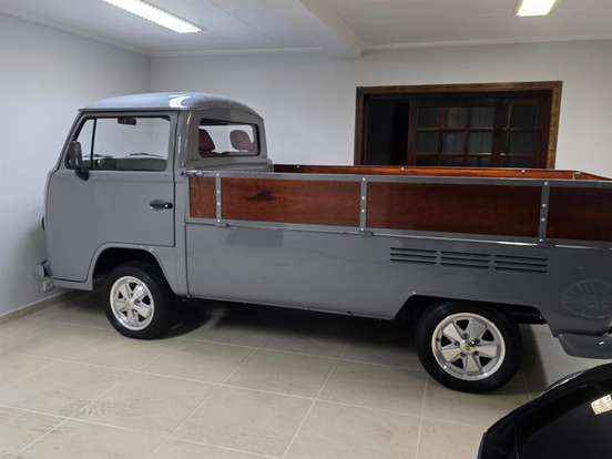VOLKSWAGEN-KOMBI-1.6 MI PICK-UP CS 8V GASOLINA 2P MANUAL VOLKSWAGEN-KOMBI-1986