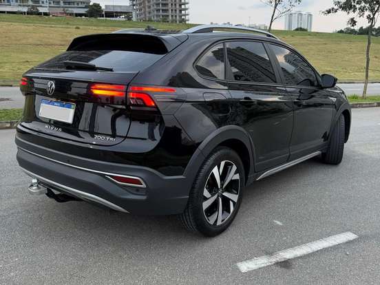 VOLKSWAGEN-NIVUS-1.0 200 TSI TOTAL FLEX HIGHLINE AUTOMÁTICO VOLKSWAGEN-NIVUS-2024