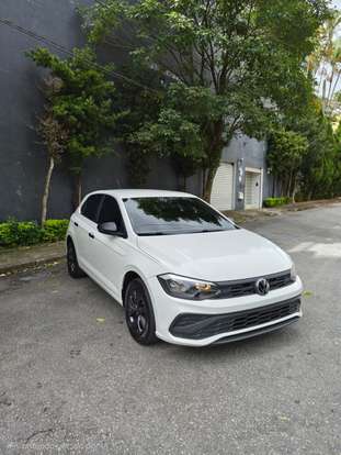VOLKSWAGEN-POLO-2024