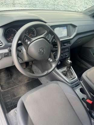 VOLKSWAGEN-T-CROSS-2021