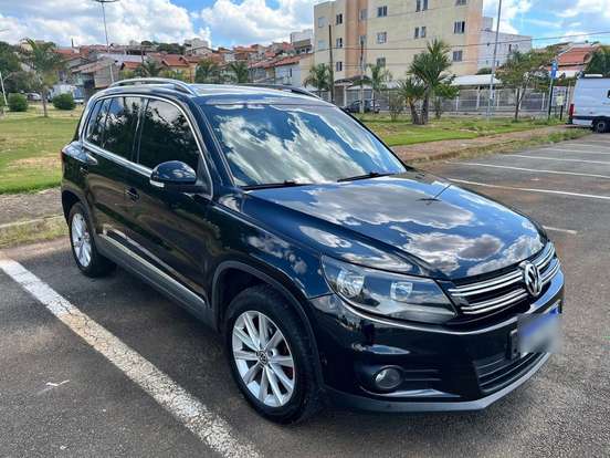 VOLKSWAGEN-TIGUAN-2.0 TSI 16V TURBO GASOLINA 4P TIPTRONIC VOLKSWAGEN-TIGUAN-2011