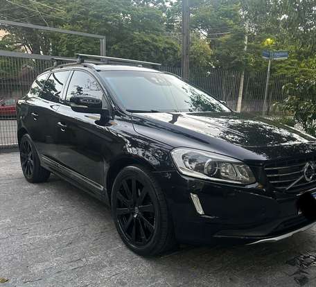 VOLVO-XC60-2015