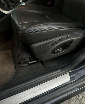 VOLVO-XC60-2015