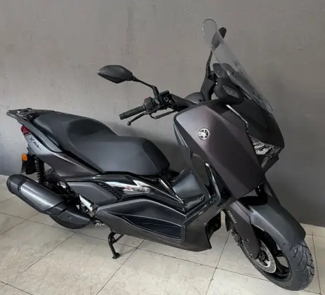 YAMAHA XMAX 300 CONNECTED ABS 