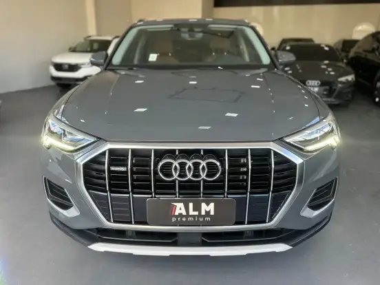 AUDI-Q3-2022