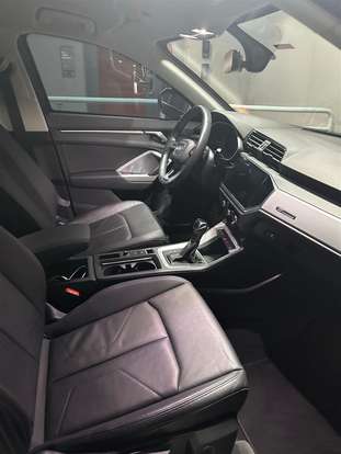 AUDI-Q3-2020