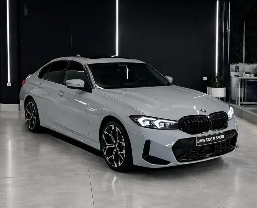 BMW 320i 2.0 16V TURBO FLEX M SPORT AUTOMÁTICO BMW 320i 2.0 16V TURBO FLEX M SPORT AUTOMÁTICO