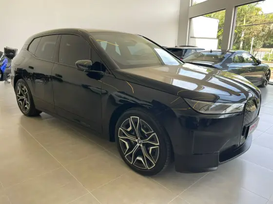 BMW iX ELÉTRICO XDRIVE40
