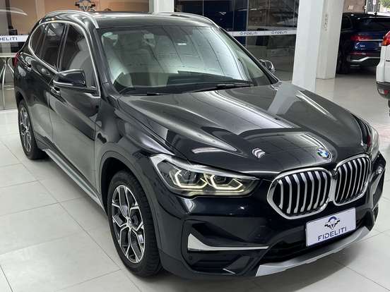 BMW-X1-2.0 16V TURBO ACTIVEFLEX SDRIVE20I X-LINE 4P AUTOMÁTICO BMW-X1-2021