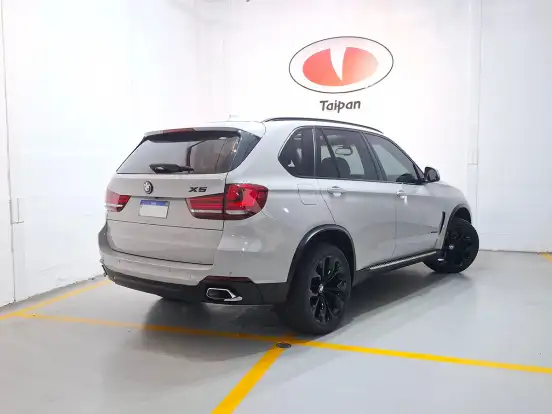 BMW-X5-3.0 4X4 30D I6 TURBO DIESEL 4P AUTOMÁTICO BMW-X5-2018