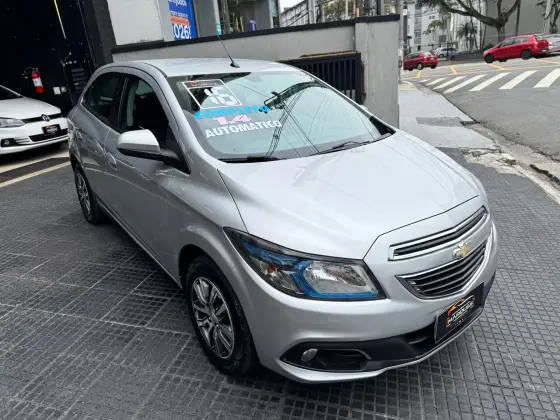 CHEVROLET ONIX 1.4 MPFI LTZ 8V FLEX 4P AUTOMÁTICO