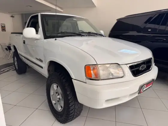 CHEVROLET S10 4.3 SFI DLX 4X2 CS V6 12V GASOLINA 2P MANUAL