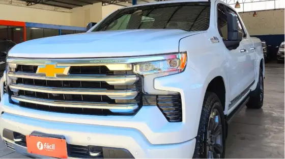 CHEVROLET SILVERADO 5.3 V8 GASOLINA 1500 HIGH COUNTRY 4X4 AUTOMÁTICO CHEVROLET SILVERADO 5.3 V8 GASOLINA 1500 HIGH COUNTRY 4X4 AUTOMÁTICO