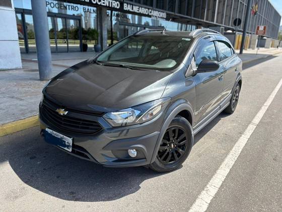 CHEVROLET ONIX 1.4 MPFI ACTIV 8V FLEX 4P AUTOMÁTICO