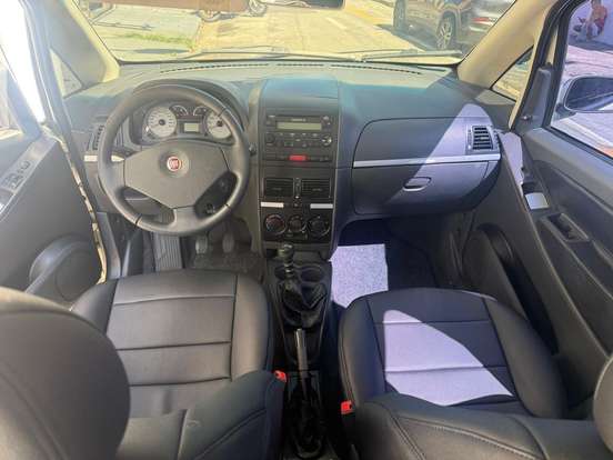 FIAT-IDEA-1.8 MPI ELX 8V FLEX 4P MANUAL FIAT-IDEA-2009