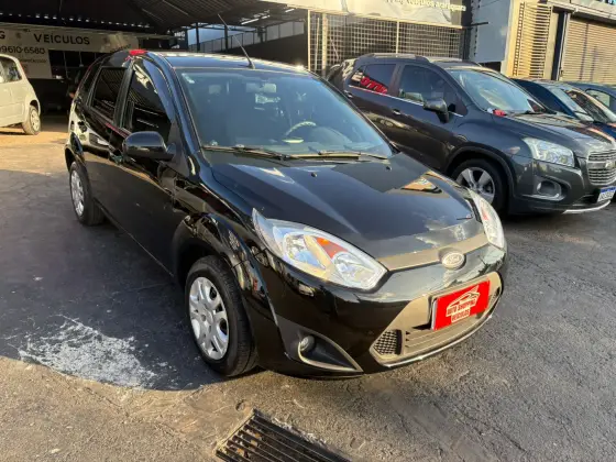 FORD FIESTA 1.0 ROCAM HATCH 8V FLEX 4P MANUAL